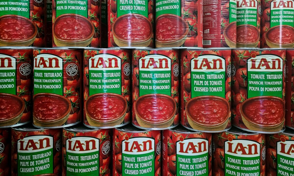 Rappel de tomates chez Carrefour et Auchan : les lots exacts à vérifier chez vous