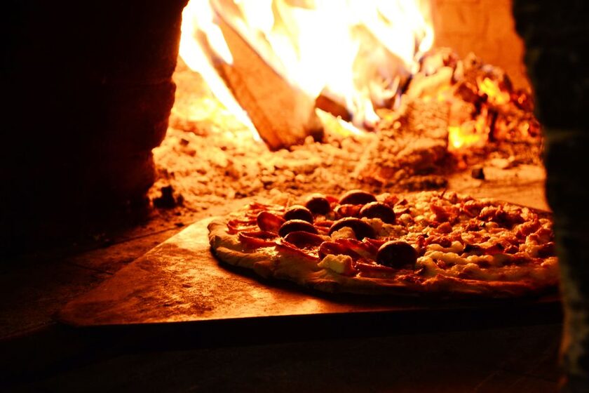 Grand four à pizza à gaz 17 pouces, 50 mbar, avec régulateur cozze