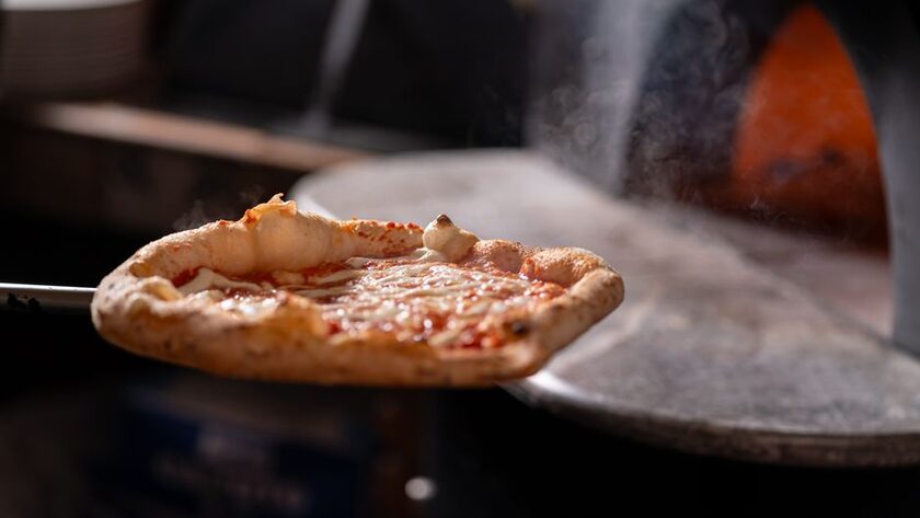 Artisan, four à pizza électrique extérieur 4 modes Ninja